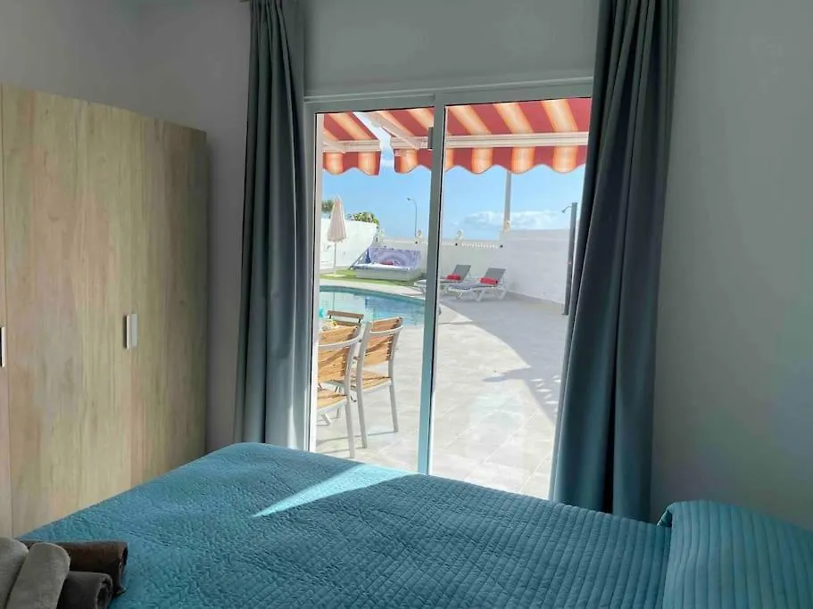 Villa Sueno Azul With A Heated Swimming Pool Callao Salvaje
