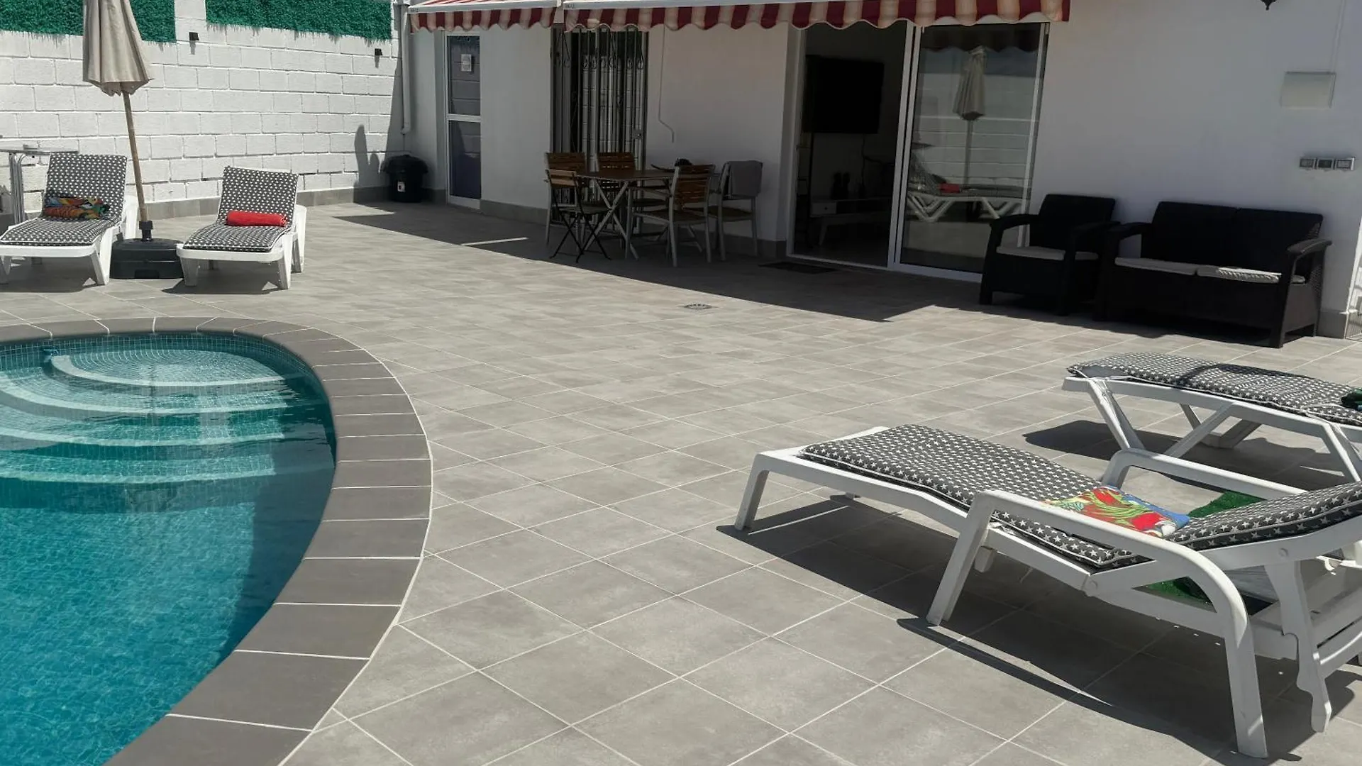 Villa Sueno Azul With A Heated Swimming Pool Callao Salvaje