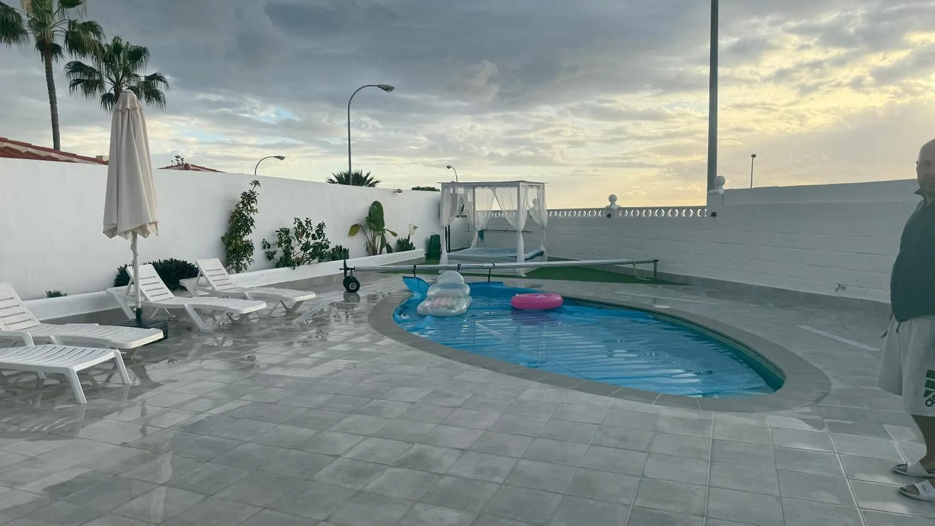 Villa Sueno Azul With A Heated Swimming Pool Callao Salvaje